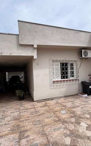 Casa à venda com 262m², 4 quartos e 3 vagas Casa à venda com 262m², 4 quartos e 3 vagasÁrea comum