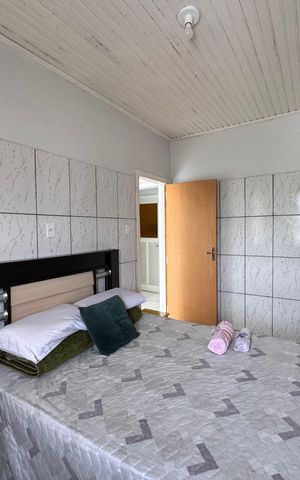 Casa à venda com 262m², 4 quartos e 3 vagas Casa à venda com 262m², 4 quartos e 3 vagasquarto 4