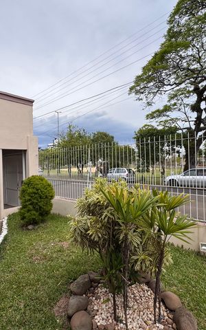 Casa à venda com 262m², 4 quartos e 3 vagas Casa à venda com 262m², 4 quartos e 3 vagasÁrea comum