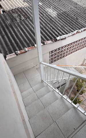 Casa à venda com 262m², 4 quartos e 3 vagas Casa à venda com 262m², 4 quartos e 3 vagasÁrea comum