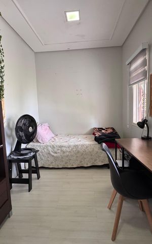 Casa à venda com 262m², 4 quartos e 3 vagas Casa à venda com 262m², 4 quartos e 3 vagasquarto 1