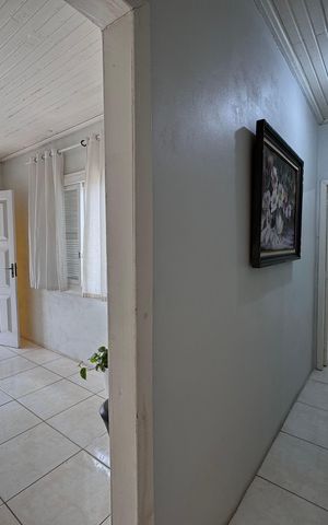 Casa à venda com 262m², 4 quartos e 3 vagas Casa à venda com 262m², 4 quartos e 3 vagasquarto 3