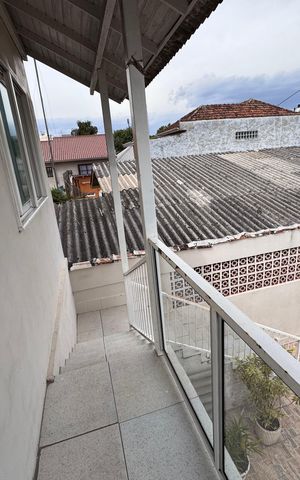 Casa à venda com 262m², 4 quartos e 3 vagas Casa à venda com 262m², 4 quartos e 3 vagasÁrea comum