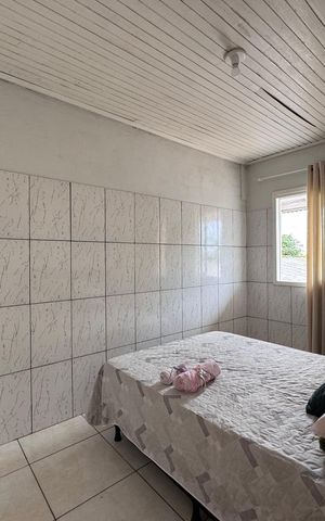 Casa à venda com 262m², 4 quartos e 3 vagas Casa à venda com 262m², 4 quartos e 3 vagasquarto 4