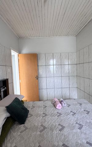 Casa à venda com 262m², 4 quartos e 3 vagas Casa à venda com 262m², 4 quartos e 3 vagasquarto 4