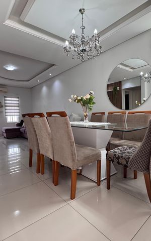 Casa à venda com 262m², 4 quartos e 3 vagas Casa à venda com 262m², 4 quartos e 3 vagasCozinha