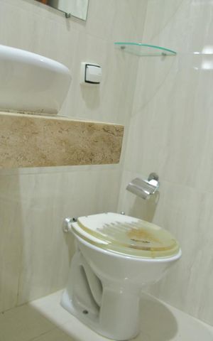 Casa à venda com 201m², 3 quartos e 3 vagasSuíte 2  - Banheiro 