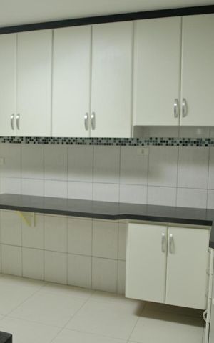 Casa à venda com 201m², 3 quartos e 3 vagasCozinha 