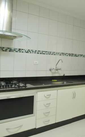 Casa à venda com 201m², 3 quartos e 3 vagasCozinha 