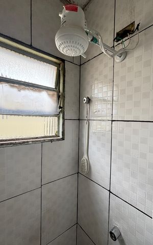Apartamento à venda com 49m², 2 quartos e 1 vaga Apartamento à venda com 49m², 2 quartos e 1 vagaBanheiro