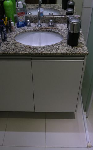 Apartamento à venda com 94m², 2 quartos e 2 vagasBanheiro da Suíte