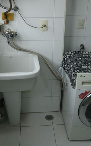 Apartamento à venda com 94m², 2 quartos e 2 vagasÁrea de Serviço