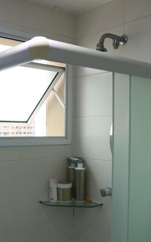 Apartamento à venda com 94m², 2 quartos e 2 vagasBanheiro da Suíte