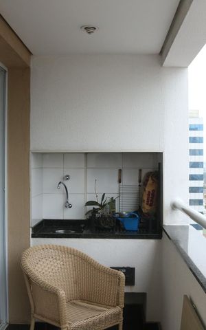 Apartamento à venda com 94m², 2 quartos e 2 vagasVaranda