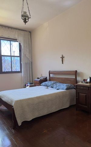 Casa à venda com 450m², 5 quartos e 3 vagas