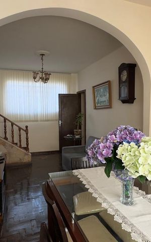 Casa à venda com 450m², 5 quartos e 3 vagas