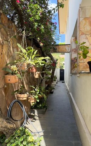 Casa à venda com 450m², 5 quartos e 3 vagas