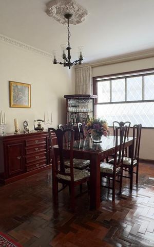 Casa à venda com 450m², 5 quartos e 3 vagas