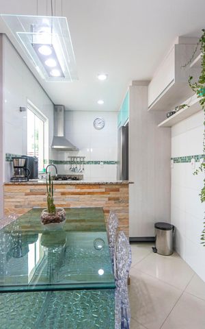 Apartamento à venda com 90m², 2 quartos e 1 vaga Apartamento à venda com 90m², 2 quartos e 1 vagaCozinha