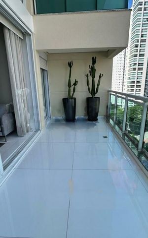 Apartamento à venda com 250m², 4 quartos e 7 vagas