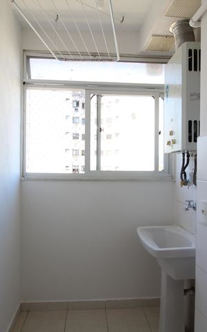 Apartamento para alugar com 63m², 3 quartos e 1 vagaÁrea de Serviço