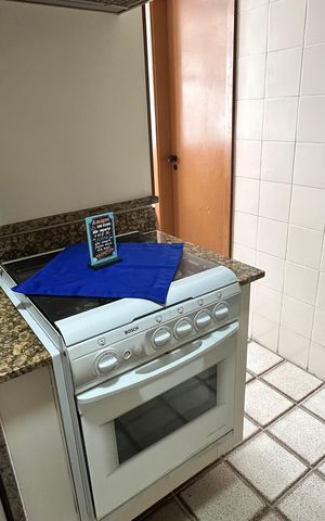 Apartamento à venda com 90m², 3 quartos e 2 vagas Apartamento à venda com 90m², 3 quartos e 2 vagasCozinha