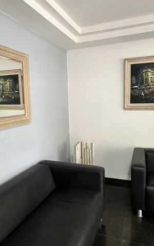Apartamento à venda com 90m², 3 quartos e 2 vagas Apartamento à venda com 90m², 3 quartos e 2 vagasHall de entrada