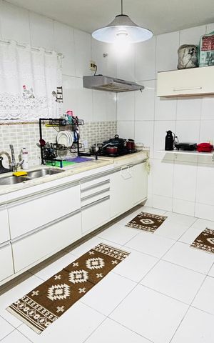 Casa de condomínio para alugar com 196m², 5 quartos e 8 vagas Casa de condomínio para alugar com 196m², 5 quartos e 8 vagasCozinha