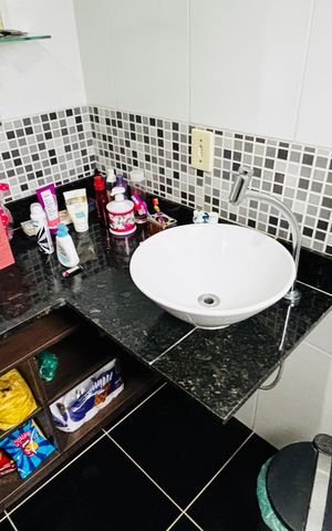 Casa de condomínio para alugar com 196m², 5 quartos e 8 vagas Casa de condomínio para alugar com 196m², 5 quartos e 8 vagasBanheiro Social