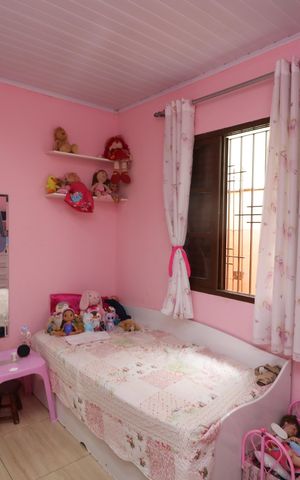 Casa à venda com 150m², 2 quartos e 2 vagasQuarto