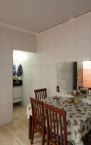 Casa à venda com 150m², 2 quartos e 2 vagasCozinha