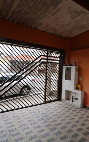 Casa à venda com 150m², 2 quartos e 2 vagasGaragem
