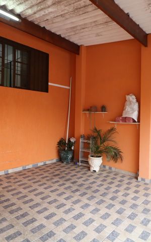 Casa à venda com 150m², 2 quartos e 2 vagasGaragem