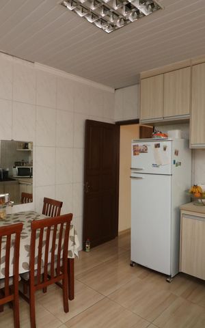 Casa à venda com 150m², 2 quartos e 2 vagasCozinha