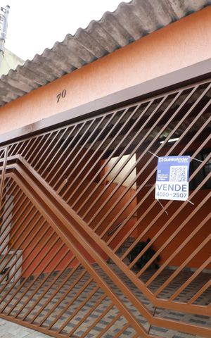 Casa à venda com 150m², 2 quartos e 2 vagasFachada