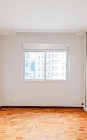 Apartamento à venda com 216m², 3 quartos e 4 vagasQuarto 1