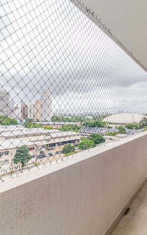 Apartamento à venda com 216m², 3 quartos e 4 vagasVaranda