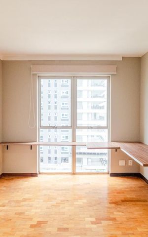 Apartamento à venda com 216m², 3 quartos e 4 vagasEscritório
