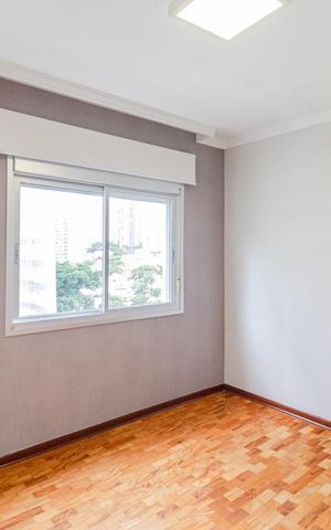 Apartamento à venda com 216m², 3 quartos e 4 vagasQuarto 2