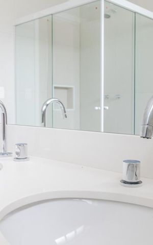 Apartamento à venda com 216m², 3 quartos e 4 vagasBanheiro da Suíte