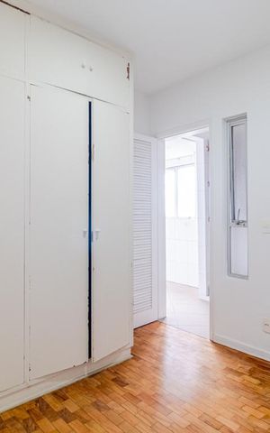 Apartamento à venda com 216m², 3 quartos e 4 vagasQuarto de Serviço