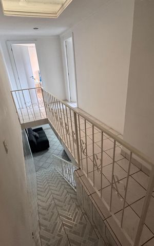 Casa para alugar com 150m², 2 quartos e 2 vagas Casa para alugar com 150m², 2 quartos e 2 vagasCorredor