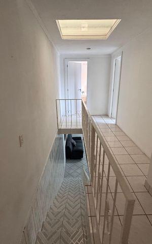 Casa para alugar com 150m², 2 quartos e 2 vagas Casa para alugar com 150m², 2 quartos e 2 vagasCorredor