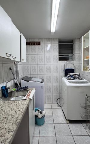 Casa para alugar com 150m², 2 quartos e 2 vagas Casa para alugar com 150m², 2 quartos e 2 vagasLavanderia