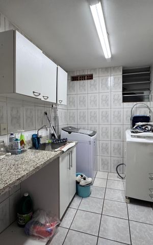 Casa para alugar com 150m², 2 quartos e 2 vagas Casa para alugar com 150m², 2 quartos e 2 vagasLavanderia