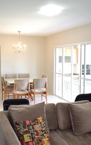Apartamento para alugar com 128m², 4 quartos e 2 vagasSala