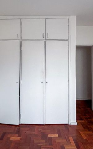 Apartamento para alugar com 121m², 4 quartos e 1 vaga