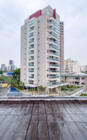 Apartamento para alugar com 121m², 4 quartos e 1 vaga