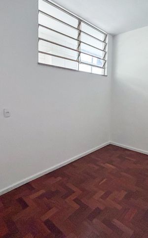 Apartamento para alugar com 121m², 4 quartos e 1 vaga