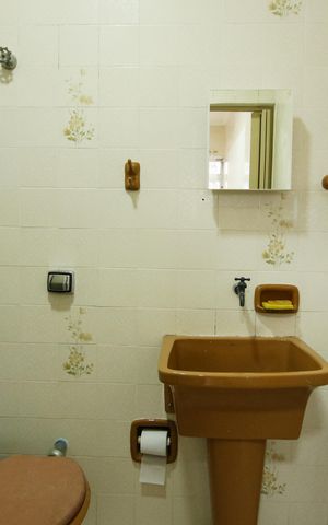 Studio para alugar com 33m², 1 quarto e 1 vaga Studio para alugar com 33m², 1 quarto e 1 vagaBanheiro